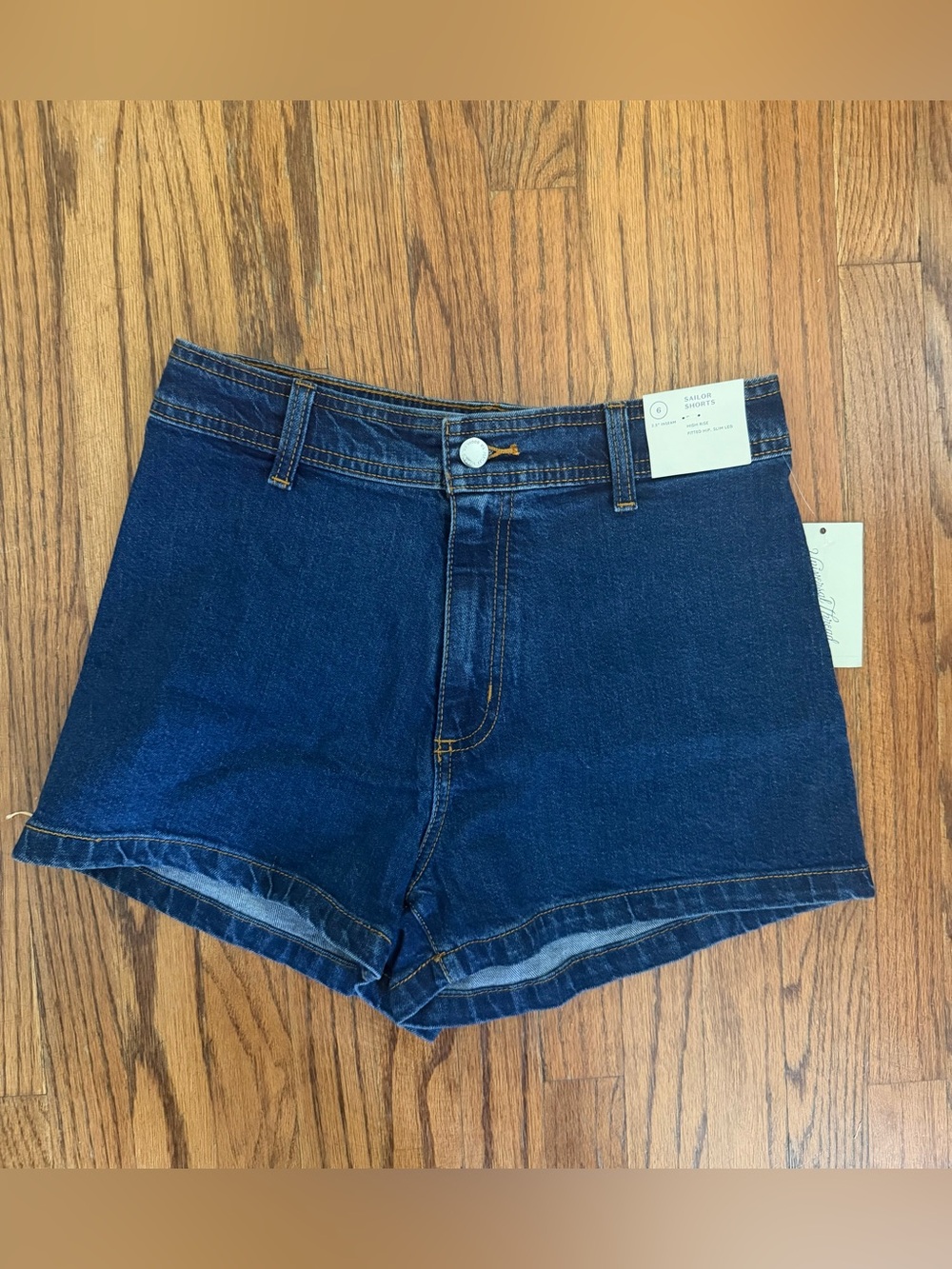 Universal Thread Sailor Shorts Size 6 High Waist